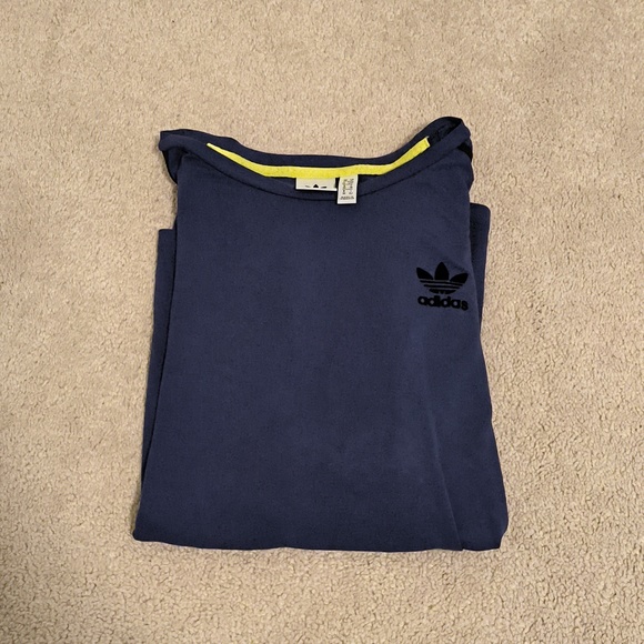 Adidas Navy Blue T-shirt - Picture 1 of 5